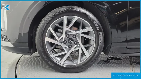 HYUNDAI GRANDEUR EXCLUSIVE