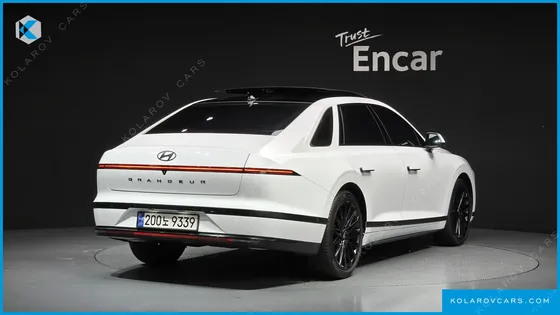 HYUNDAI GRANDEUR CALLIGRAPHY
