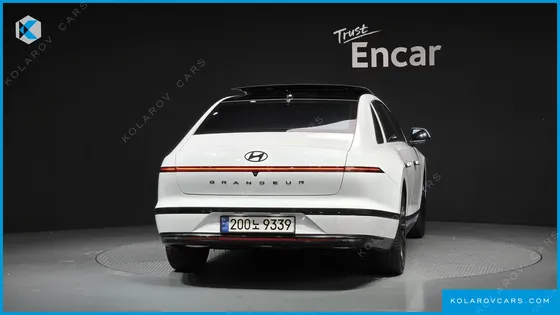 HYUNDAI GRANDEUR CALLIGRAPHY