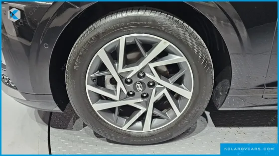 HYUNDAI GRANDEUR EXCLUSIVE