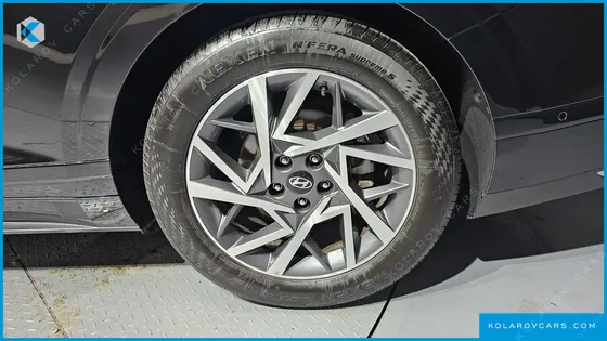 HYUNDAI GRANDEUR EXCLUSIVE