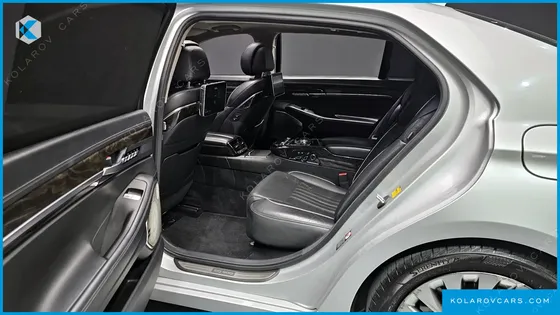 GENESIS EQ900 5.0 GDI AWD