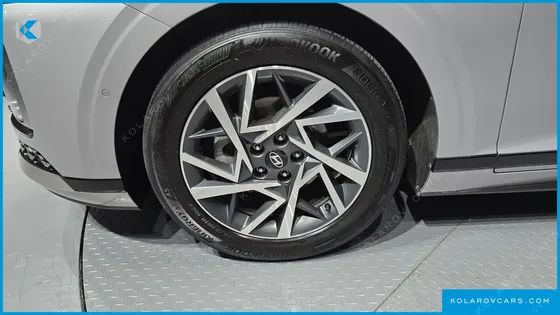 HYUNDAI GRANDEUR EXCLUSIVE