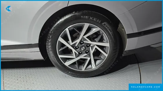 HYUNDAI GRANDEUR EXCLUSIVE