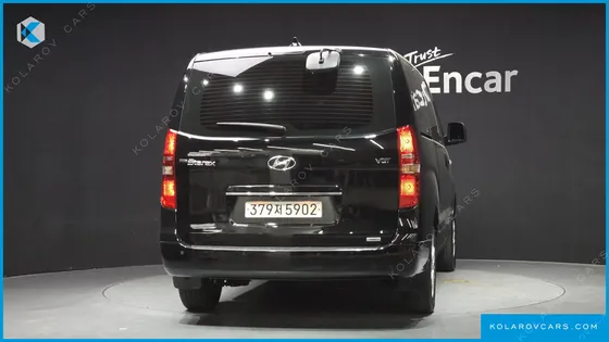 HYUNDAI STAREX 4WD URBAN 9-SEATER