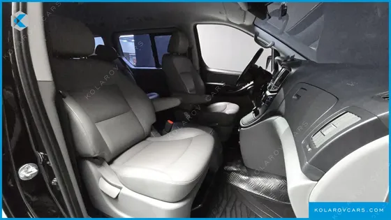 HYUNDAI STAREX 4WD URBAN 9-SEATER