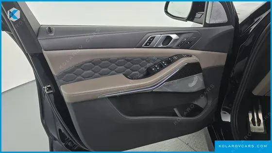 BMW X5M 4.4 COMPETITION
