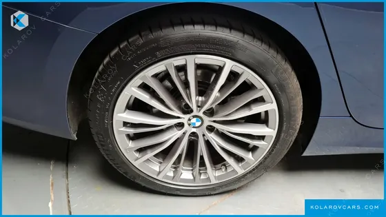 BMW 3 SERIES 320I LUXURY