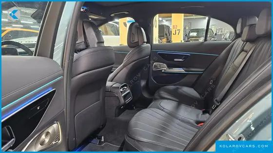 MERCEDES E-CLASS E300 4MATIC EXCLUSIVE