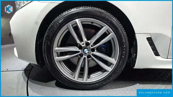 BMW GRAN TURISMO (GT) 630D XDRIVE M SPORT