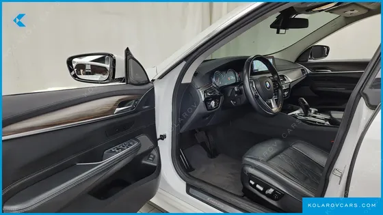 BMW GRAN TURISMO (GT) 640I XDRIVE LUXURY