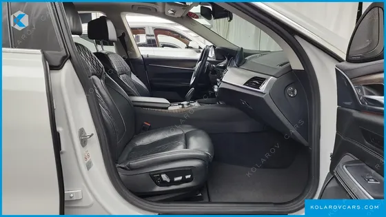 BMW GRAN TURISMO (GT) 640I XDRIVE LUXURY