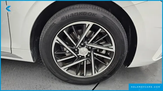 HYUNDAI GRANDEUR 3.0 LPI RENT CAR