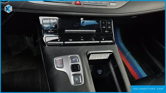 HYUNDAI GRANDEUR 3.0 LPI RENT CAR