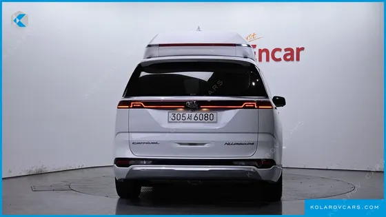 KIA CARNIVAL GASOLINE 9-SEATER HI-LIMOUSINE
