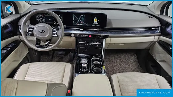 KIA CARNIVAL GASOLINE 9-SEATER HI-LIMOUSINE