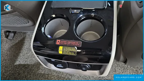 KIA CARNIVAL GASOLINE 9-SEATER HI-LIMOUSINE