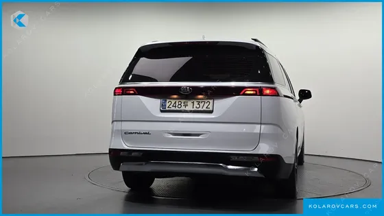 KIA CARNIVAL GASOLINE 9-SEATER SIGNATURE