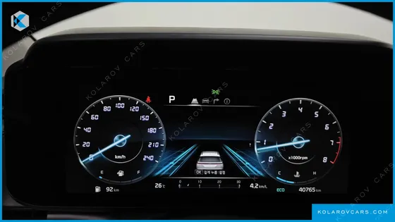 KIA CARNIVAL GASOLINE 9-SEATER SIGNATURE