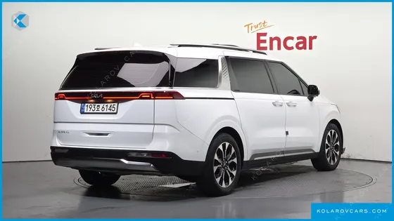 KIA CARNIVAL 9-SEATER SIGNATURE