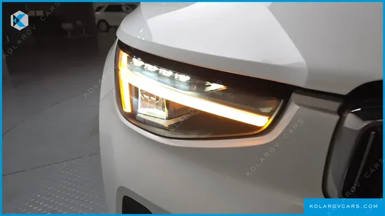 VOLVO XC40 B4 ULTIMATE BRIGHT