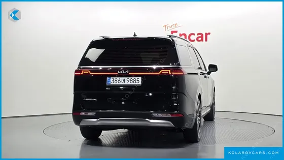 KIA CARNIVAL 9-SEATER SIGNATURE