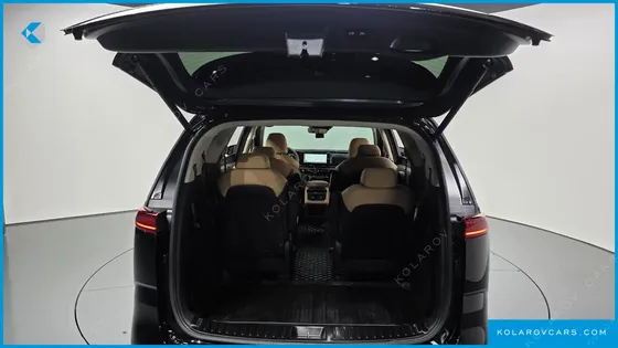 KIA CARNIVAL 9-SEATER SIGNATURE