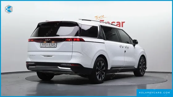 KIA CARNIVAL 7-SEATER NOBLESSE