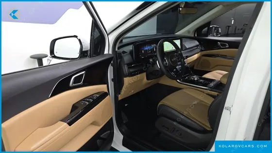 KIA CARNIVAL 7-SEATER NOBLESSE