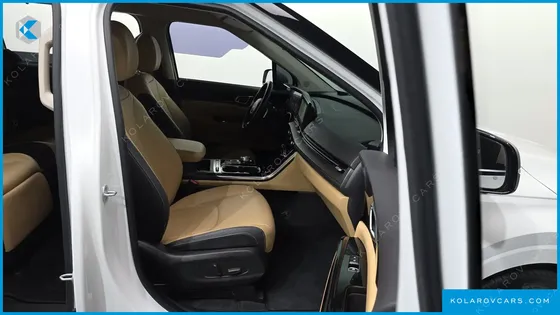 KIA CARNIVAL 7-SEATER NOBLESSE