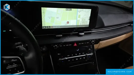 KIA CARNIVAL 7-SEATER NOBLESSE
