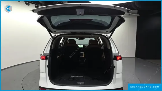 KIA CARNIVAL 7-SEATER NOBLESSE