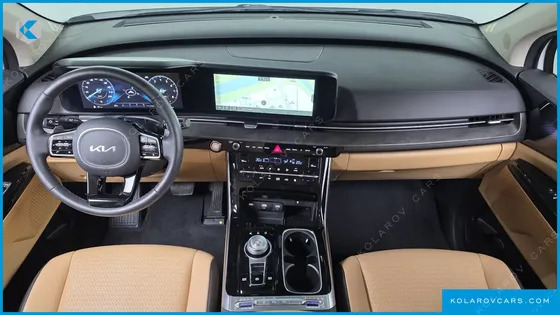 KIA CARNIVAL GASOLINE 7-SEATER SIGNATURE