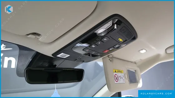 KIA CARNIVAL 7-SEATER HI-LIMOUSINE