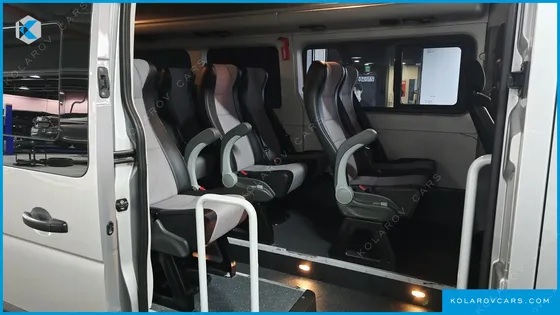 RENAULT KOREA MASTER 2.3 15-SEATER