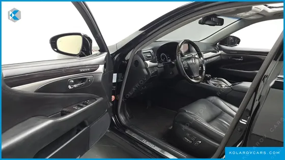 LEXUS LS AWD