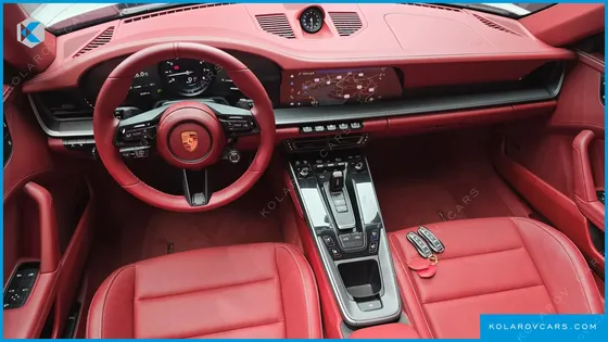 PORSCHE 911 TARGA 4