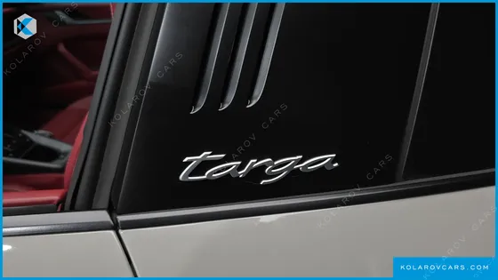 PORSCHE 911 TARGA 4