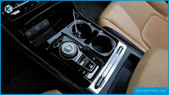 KIA CARNIVAL 7-SEATER SIGNATURE