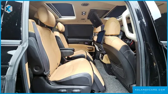 KIA CARNIVAL 7-SEATER SIGNATURE