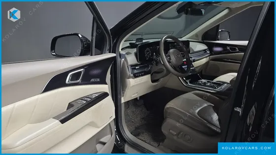KIA CARNIVAL 9-SEATER HI-LIMOUSINE