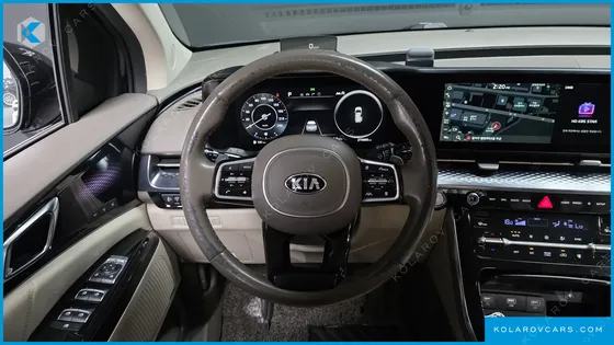 KIA CARNIVAL 9-SEATER HI-LIMOUSINE