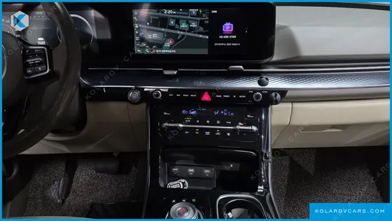 KIA CARNIVAL 9-SEATER HI-LIMOUSINE