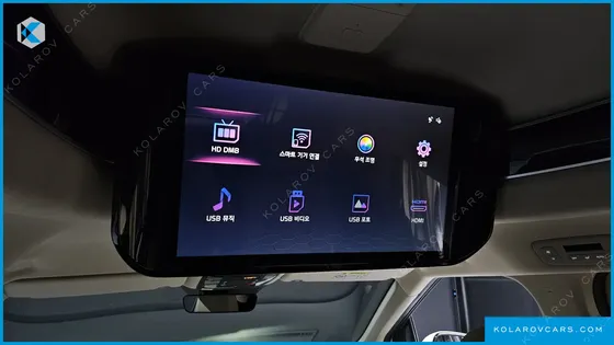 KIA CARNIVAL GASOLINE 7-SEATER HI-LIMOUSINE
