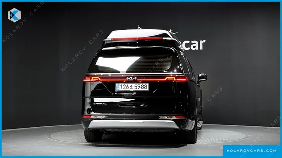 KIA CARNIVAL GASOLINE 4-SEATER HI-LIMOUSINE