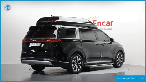 KIA CARNIVAL GASOLINE 9-SEATER HI-LIMOUSINE