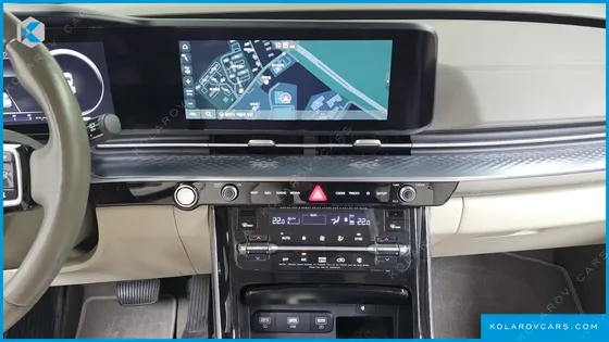 KIA CARNIVAL GASOLINE 9-SEATER HI-LIMOUSINE