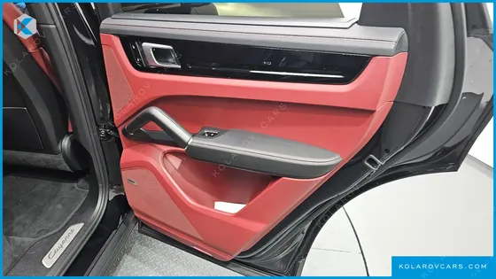 PORSCHE CAYENNE 3.0