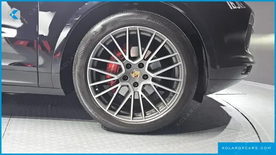 PORSCHE CAYENNE 3.0 COUPE