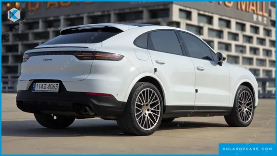 PORSCHE CAYENNE 3.0 COUPE PLATINUM EDITION